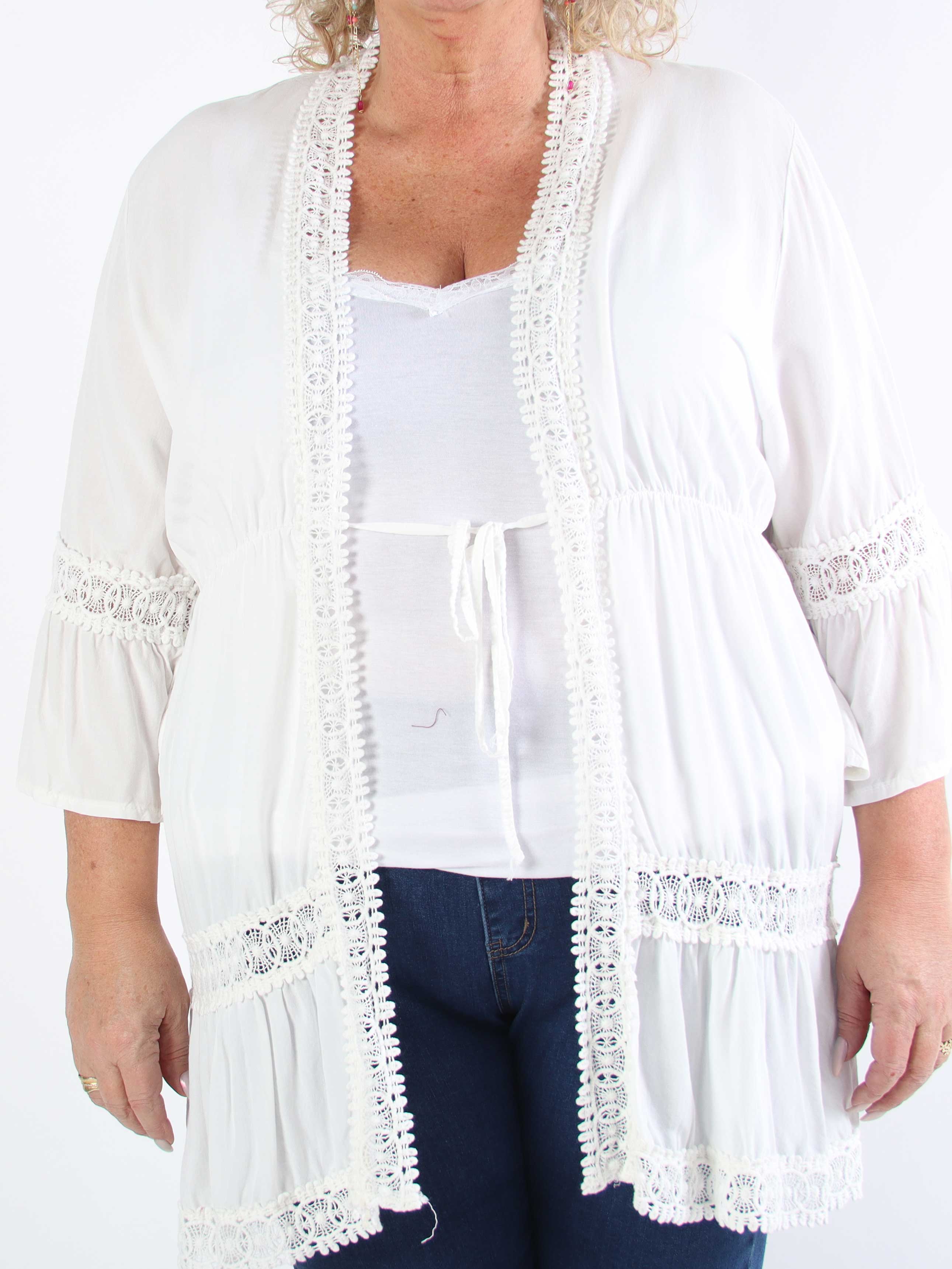 Kiki - Sød plus size kimono med fine blonder